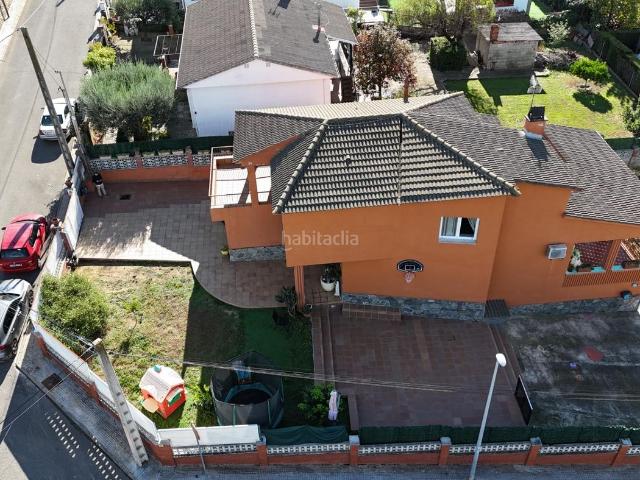Chalet en venta en Ametlla del Vallès L´. Exclusiva ESTEVE REAL ESTATE Amplia y luminosa casa en LAmetlla del Vallès. Chalets Ametlla del Vallès.