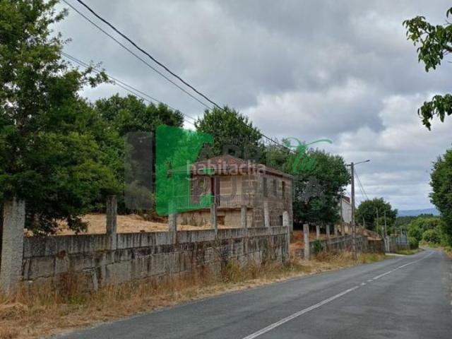 Chalet en venta en Amoeiro. Chalets.
