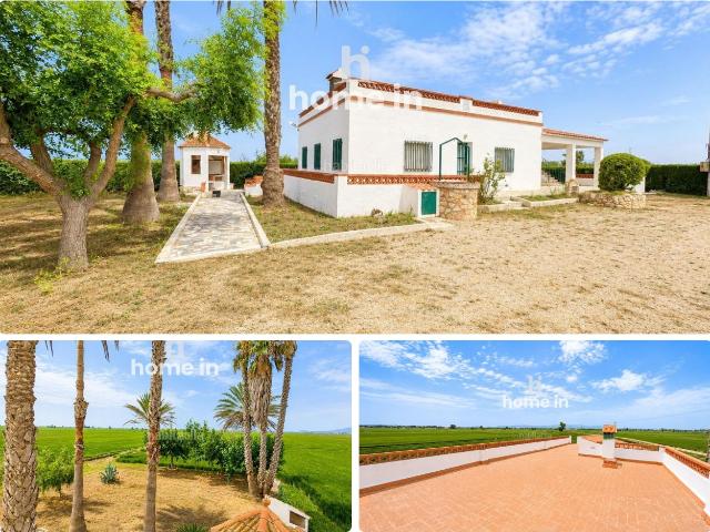 Chalet en venta en Amposta, Casc Antic Costa Dorada. CASA DE CAMPO CON 3 HECTÁREAS NATURALEZA Y TRANQUILIDAD. Chalets.