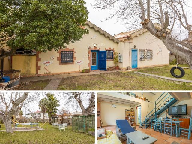 Chalet en venta en Amposta, Eucaliptus Poble Nou del Delta Costa Dorada. Parcela de 671m2 con 2 viviendas en Eucaliptus. Chalets.