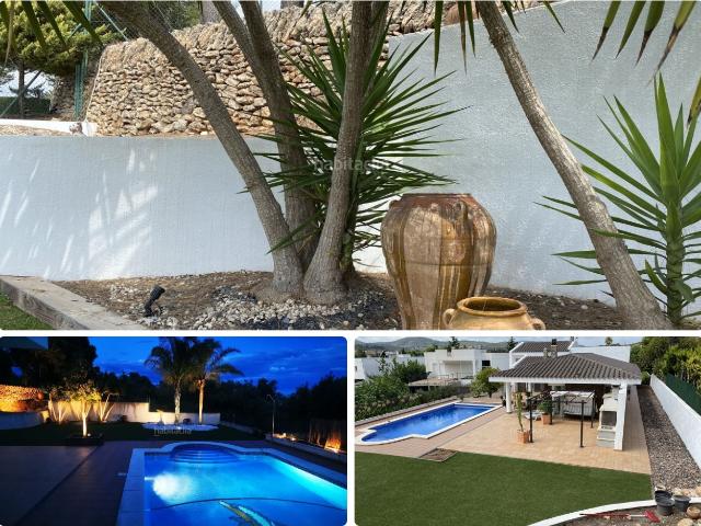 Chalet en venta en Amposta, Grau Quintanes Costa Dorada. Villa en venta en Urb. Favaret, 4 dormitorios. Chalets.