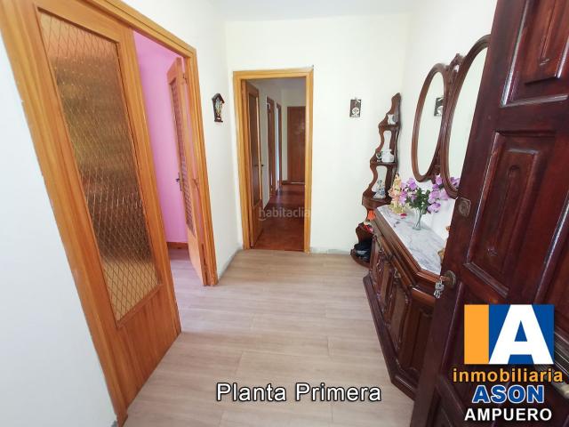 Chalet en venta en Ampuero. Chalets.