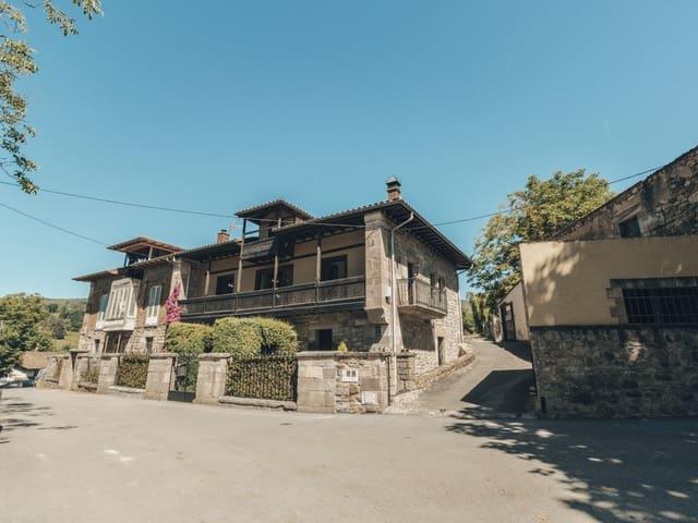 Chalet en venta en Anievas, Cantabria