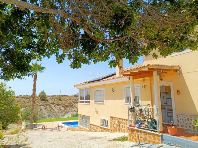 Chalet en venta en Abanilla. Chalets.
