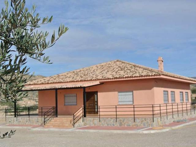 Chalet en venta en Abanilla. Gran Villa de nueva construcción con piscina. Chalets.