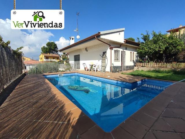 Chalet en venta en Abrera, de 123 m² 3 habitaciones por 358.000