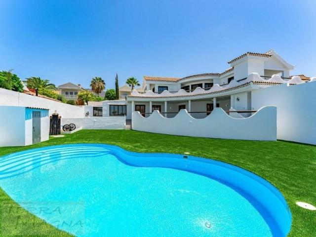 Chalet en venta en Adeje