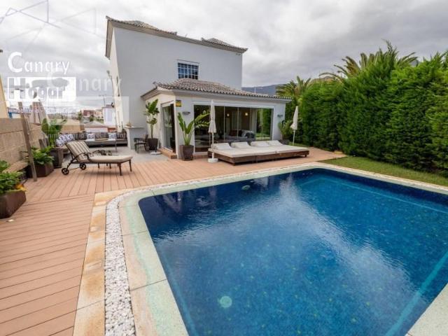 Chalet en venta en Adeje, Playa Fañabé Alto