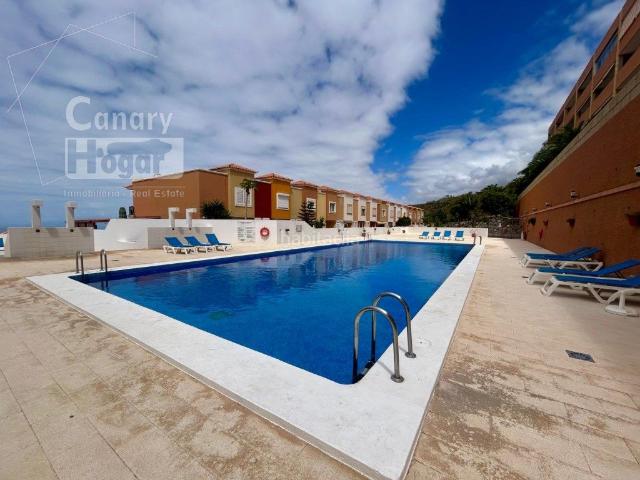 Chalet en venta en Adeje, Torviscas Centro y Alto. Chalet Adosado en venta en Roque del Conde Costa Adeje Tenerife. Chalets.