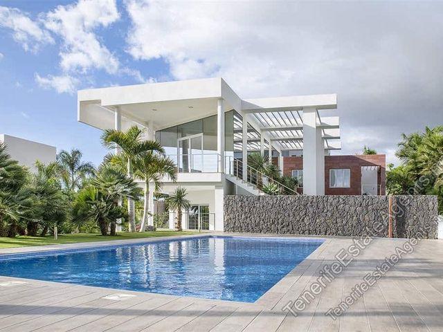 Chalet en venta en Adeje, Tenerife