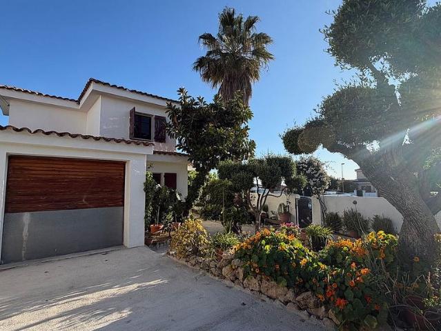 Chalet en venta en Altafulla, de 150 m² 4 habitaciones por 599.900