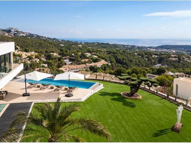 Chalet en venta en Altea