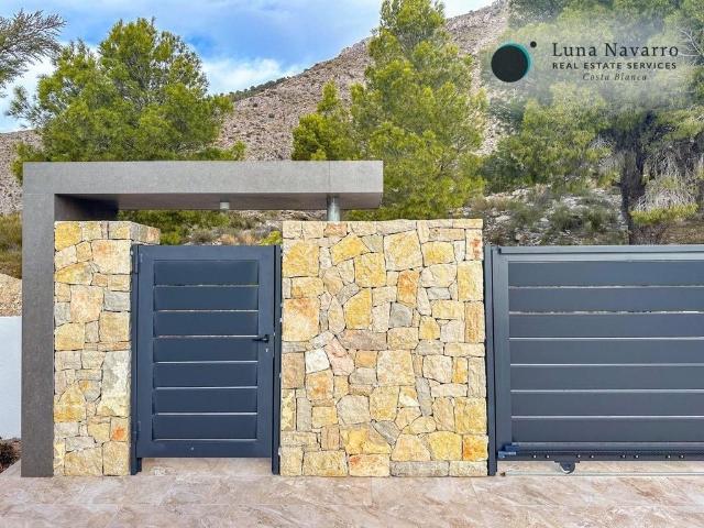 Chalet en venta en Altea, Altea Ciudad. La felicidad es esta Villa. Chalets.