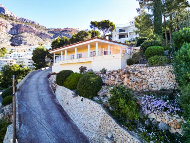 Chalet en venta en Altea, Altea la Vella. Chalets.