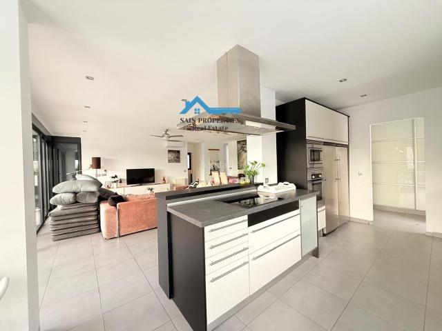 Chalet en venta en Altea, Altea la Vella. Villa de lujo en La Galera de las Palmeras, Altea. Chalets.