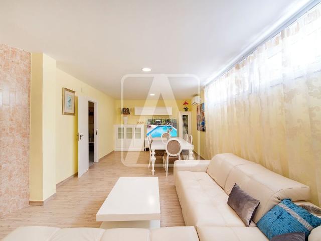 Chalet en venta en Altea, Altea la Vella. VILLA EN VENTA EN ALTEA. Chalets.