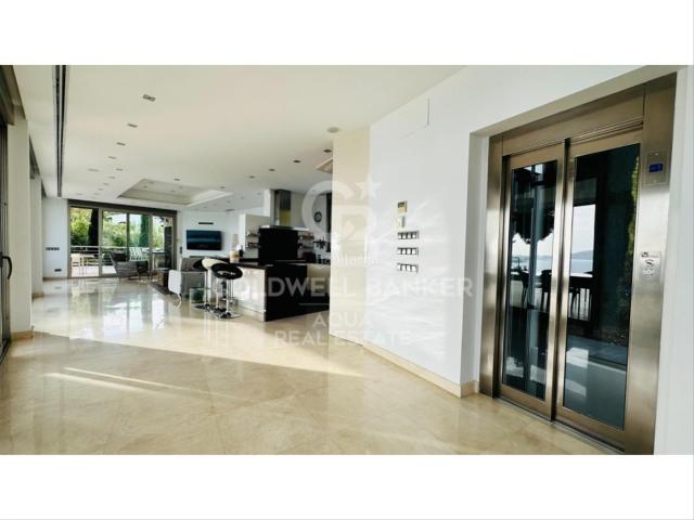 Chalet en venta en Altea, Mascarat. Villa de Lujo con vistas al mar en la zona del Mascarat, Altea. Chalets.