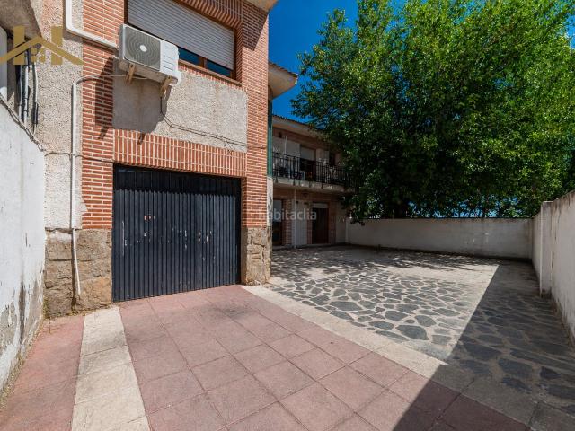 Chalet en venta en Álamo El. CHALET EN EL CENTRO DEL ALAMO. Chalets Álamo.