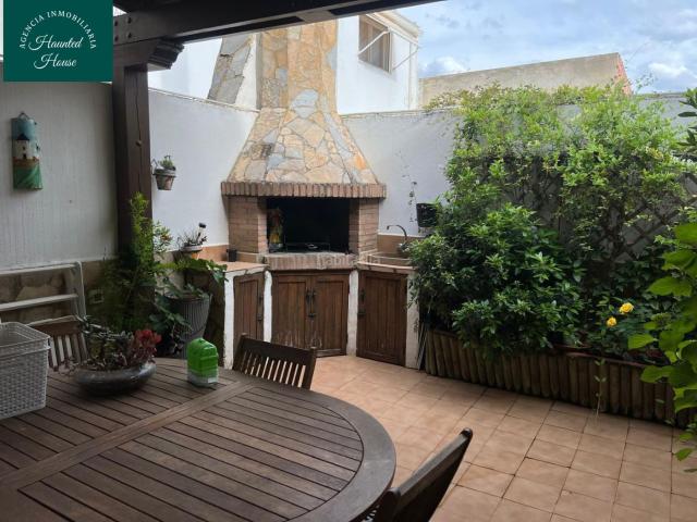 Chalet en venta en Albacete, San Pedro. Chalet en venta en San Pedro, 3 dormitorios. Chalets.