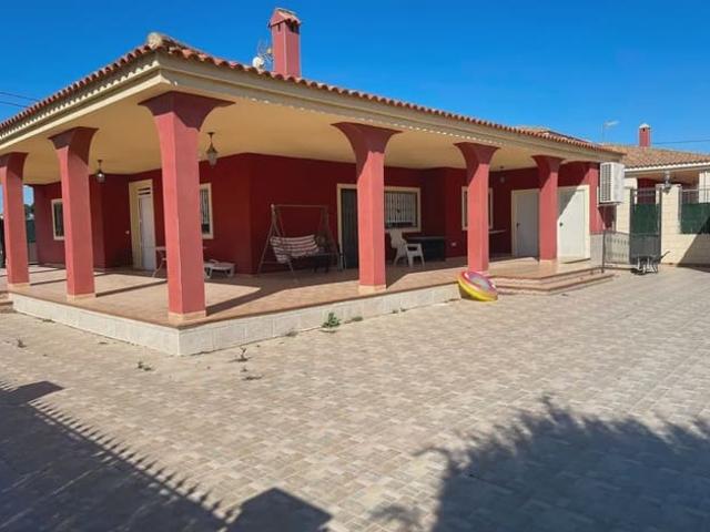 Chalet en venta en Albatera, Alicante
