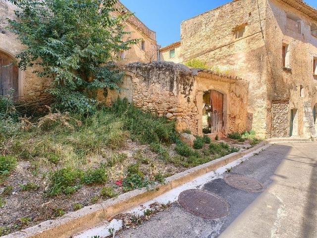 Chalet en venta en calle Major, Albinyana, de 400 m² 7 habitaciones por 190.000