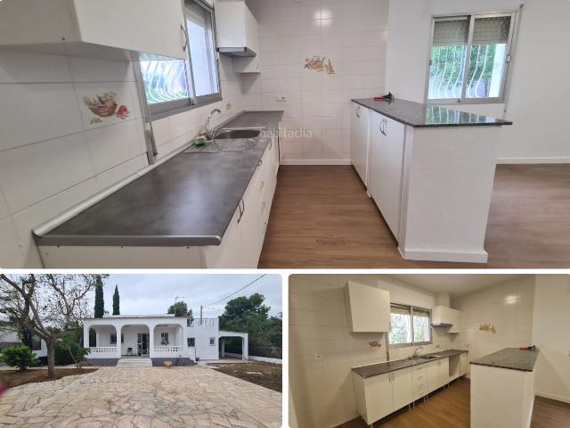 Chalet en venta en Alcanar Costa Dorada. EXCELENTE CHALET INDEPENDIENTE. Chalets.
