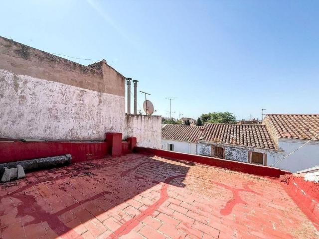 Chalet en venta en Alcanar, de 137 m² 3 habitaciones por 102.000