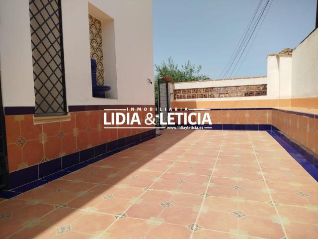 Chalet en venta en Alcalá de Guadaira, Oromana. Chalet independiente en zona Oromana, en Alcalá de Guadaíra. Chalets Alcalá de.