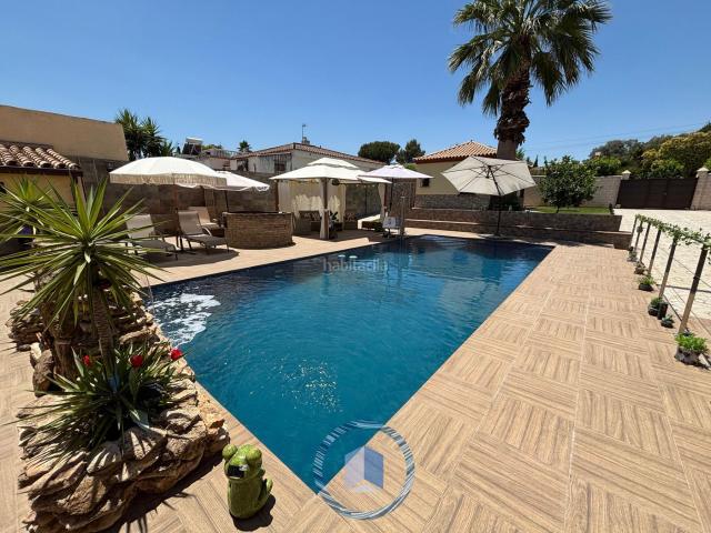 Chalet en venta en Alcalá de Guadaira, Oromana. Chalets Alcalá de.