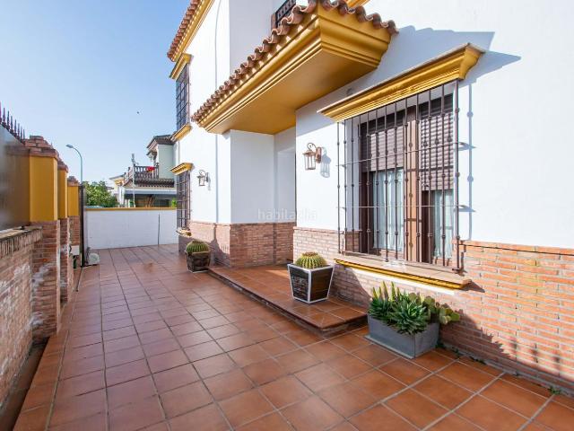 Chalet en venta en Alcalá de Guadaira, Oromana. Exclusivo chalet con piscina privada zona Oromana!. Chalets Alcalá de.