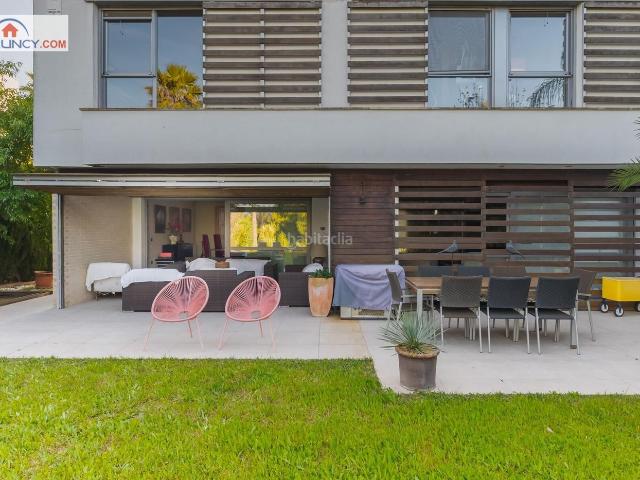 Chalet en venta en Alcalá de Guadaira, Oromana. INCREÍBLE CHALETPAREADO EN VENTA EN LA URBANIZACIÓN CAMPO DE GOLF EN MONTEQUINTO !. Chalets Alcalá de.