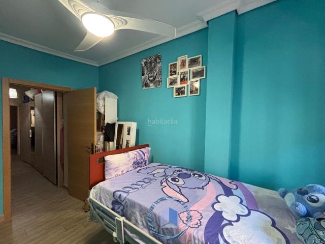 Chalet en venta en Alcalá de Guadaira, Oromana. Villa de 381 m con 4 dormitorios y piscina en Alcalá de Guadaíra. Chalets Alcalá de.