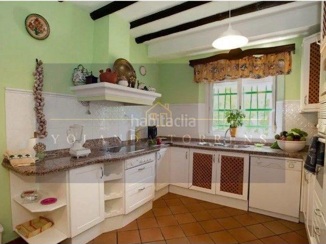 Chalet en venta en Alcalá de Guadaira, La Paz. ESPECTACULAR CHALET CON PISCINA. Chalets Alcalá de.
