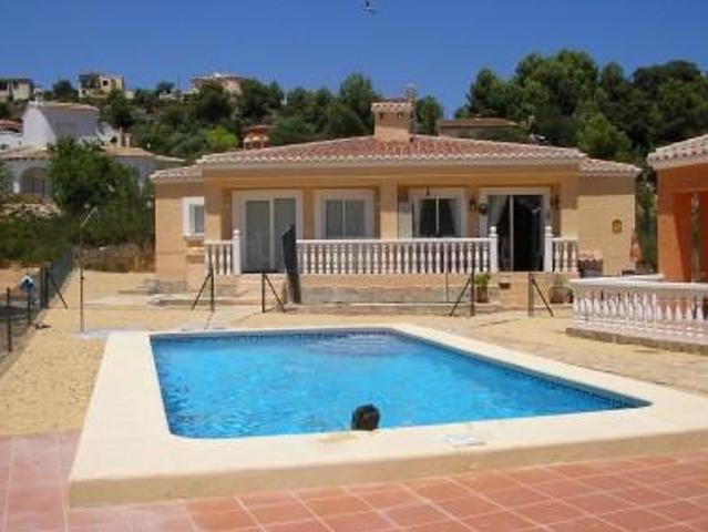 Chalet en venta en Alcalali, Campo