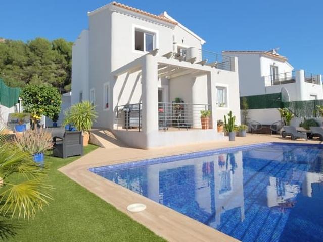 Chalet en venta en Alcalalí / Alcanalí, Alicante Costa Blanca