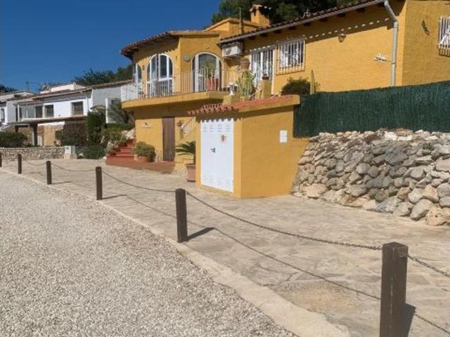 Chalet en Venta en Alcalalí, Alicante