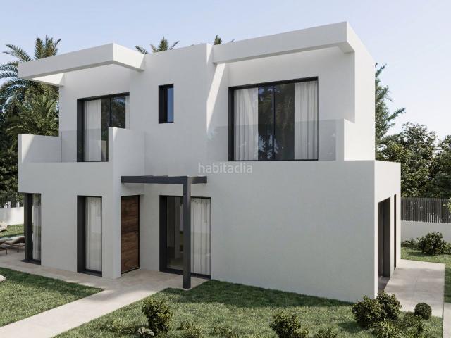 Chalet en venta en Alcalalí. Villa moderna de bajo consumo en Alcalalí con vistas al valle. Chalets.