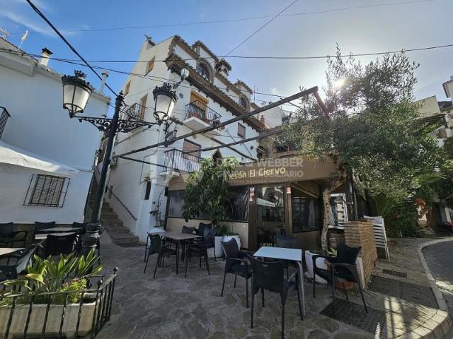 Chalet en venta en Alcaucín