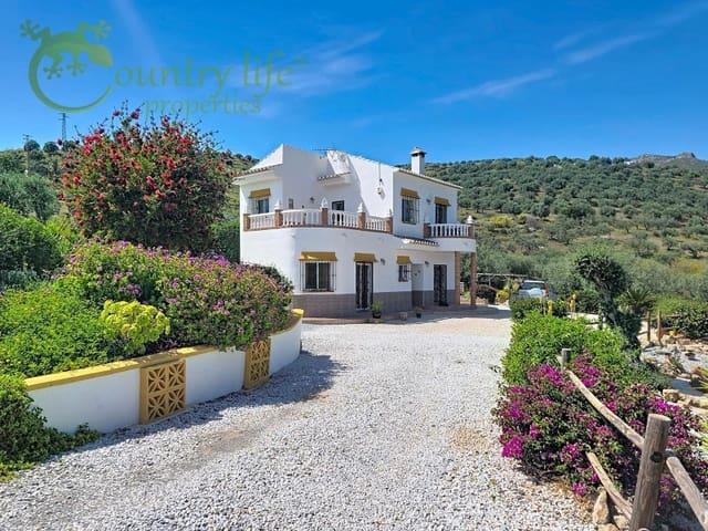 Chalet en venta en Alcaucín, Málaga