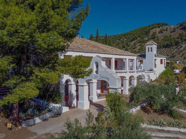 Chalet en venta en Alcaudete. Cortijo histórico con licencia turística 14 plazas Ideal como retiro o vivienda familiar Andalucía Región de Granada. Chalets.