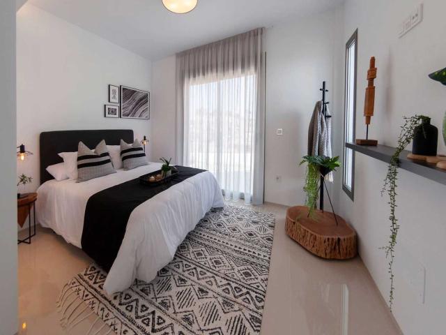 Chalet en venta en Alcázares Los, Centro. Bastante más que una casa bonita. Chalets Alcázares.