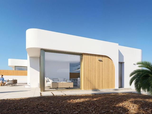 Chalet en venta en Alcázares Los, Las Lomas de Rame Bahía Bella. Villa de lujo en Los Alcázares. Chalets Alcázares.