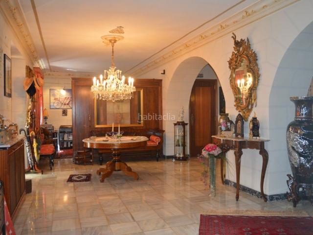 Chalet en venta en Alcoi, Eixample. Casa urbana en Alcoy. Chalets.