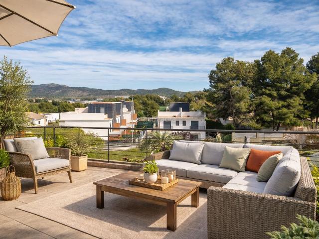 Chalet en venta en Alcora l´. zona Pantano María Cristina. Chalets Alcora.