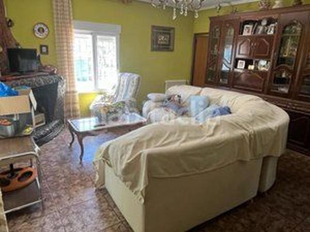 Chalet en venta en Aldeamayor de San Martín. Casa Chalet independiente en venta en Calle Manojalbo 14, Aldeamayor de San Martin. Chalets Aldeamayor de San.
