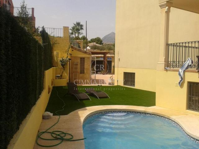 Chalet en venta en Alfàs del Pi l´, Escandinavia Cautivador. Chalet independiente en Colonia EscandinaviaCautiador. Chalets Alfàs del Pi.