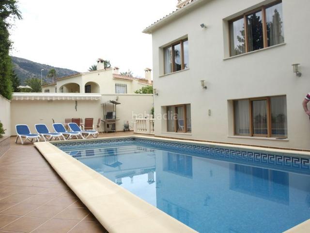 Chalet en venta en Alfàs del Pi l´, L´Albir. Chalets Alfàs del Pi.
