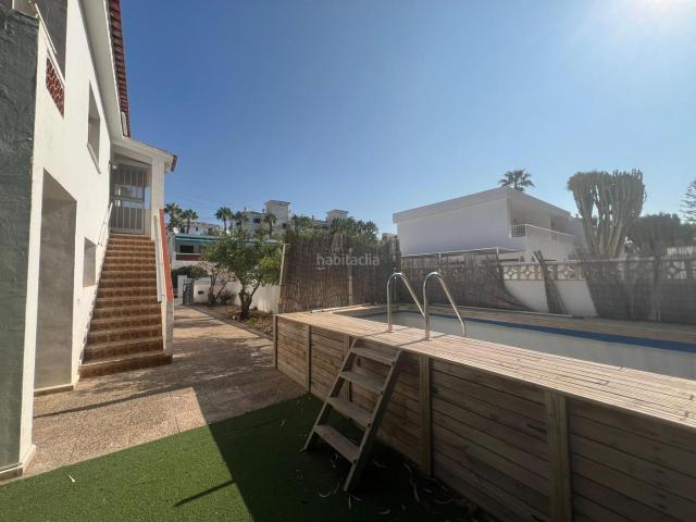 Chalet en venta en Alfàs del Pi l´, L´Albir. Oportunidad Única Dos Villas Pareadas en el Centro de LAlbir con Licencia Turística Incluida. Chalets Alfàs del Pi.