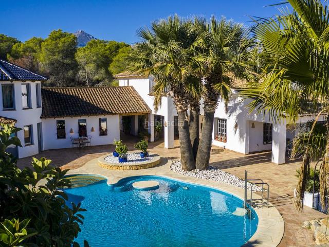 Chalet en venta en Alfàs del Pi l´, Pueblo Ubanizaciones. Chalets Alfàs del Pi.
