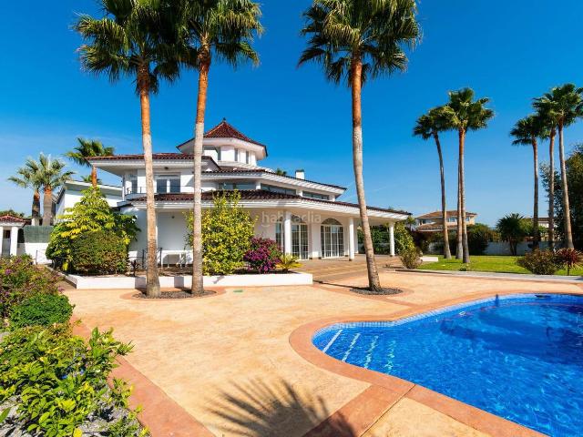 Chalet en venta en Alfàs del Pi l´, Pueblo Ubanizaciones. Villa de lujo en venta en Alfaz del Pi. Chalets Alfàs del Pi.